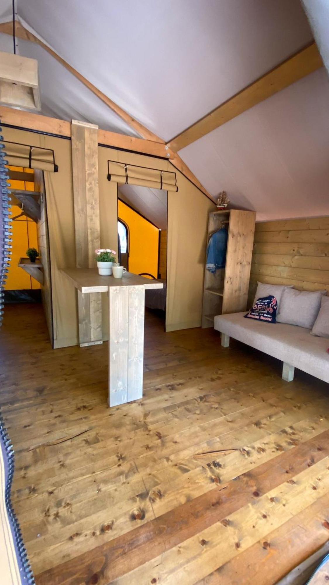 Il Pampaleone Glamping And Resort أتشيريالي الغرفة الصورة
